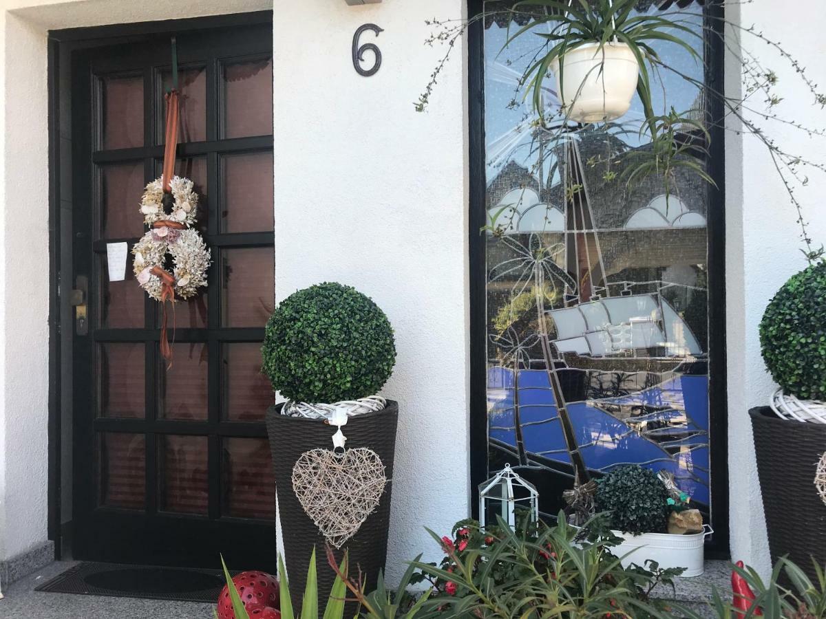 Zur Waldauer Höhe Mit 3 Sz, 120qm&40qm Balkon *