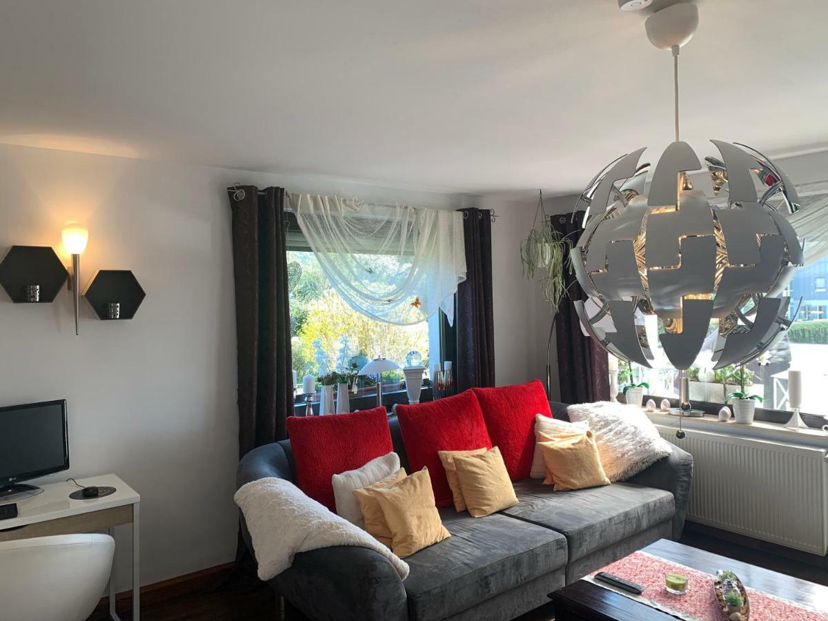 Zur Waldauer Höhe Mit 3 Sz, 120qm&40qm Balkon * Schleusingen