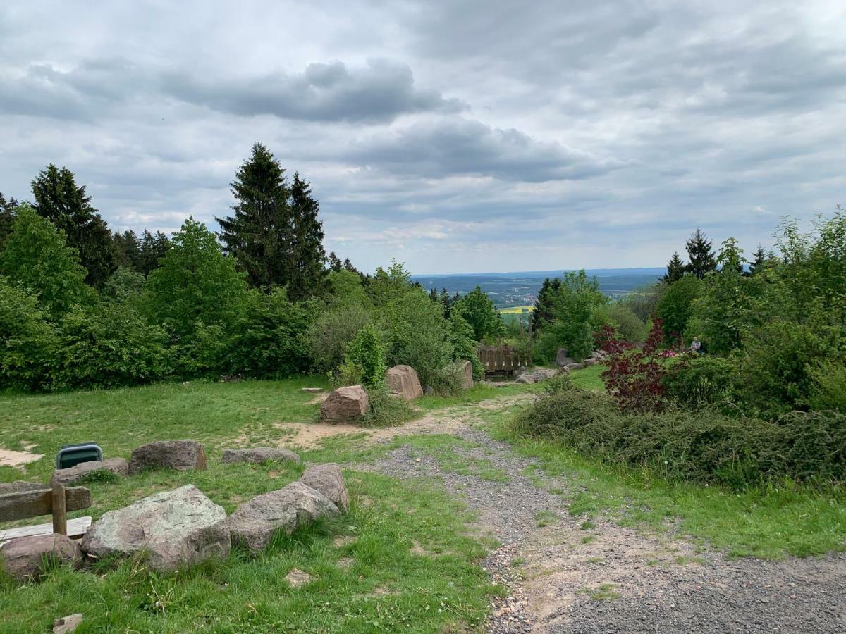 Zur Waldauer Höhe Mit 3 Sz, 120qm&40qm Balkon Schleusingen
